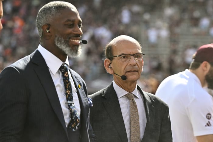SEC Network's Paul Finebaum and Roman Harper during the Auburn vs. Texas A&M game. (Photo by Maria Lysaker of USA Today Sports)